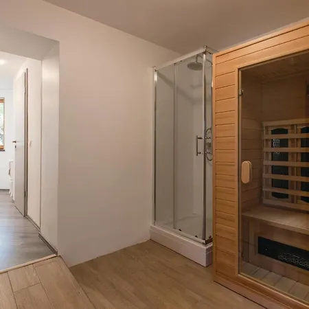 Lovely In With Sauna